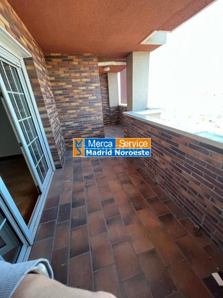 Foto 6ba7c5fd-6315-4f3b-86a7-038517fc7f1d. Affitto appartamento con riscaldamento parcheggio piscina in Majadahonda