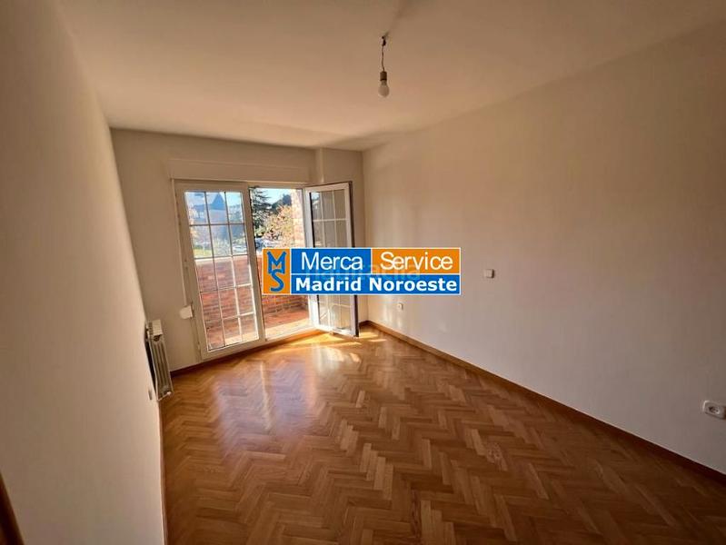 Foto d8def6a3-7579-4e62-9995-be4a891a08e8. Affitto appartamento con riscaldamento parcheggio piscina in Majadahonda