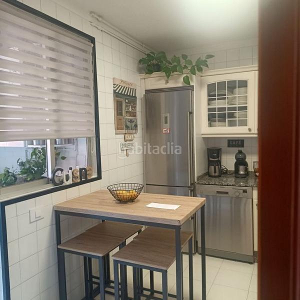 Foto 75113d96-a681-4eb7-855b-1763a4345cda. Appartamento con riscaldamento parcheggio in As Travesas - Balaidos Vigo