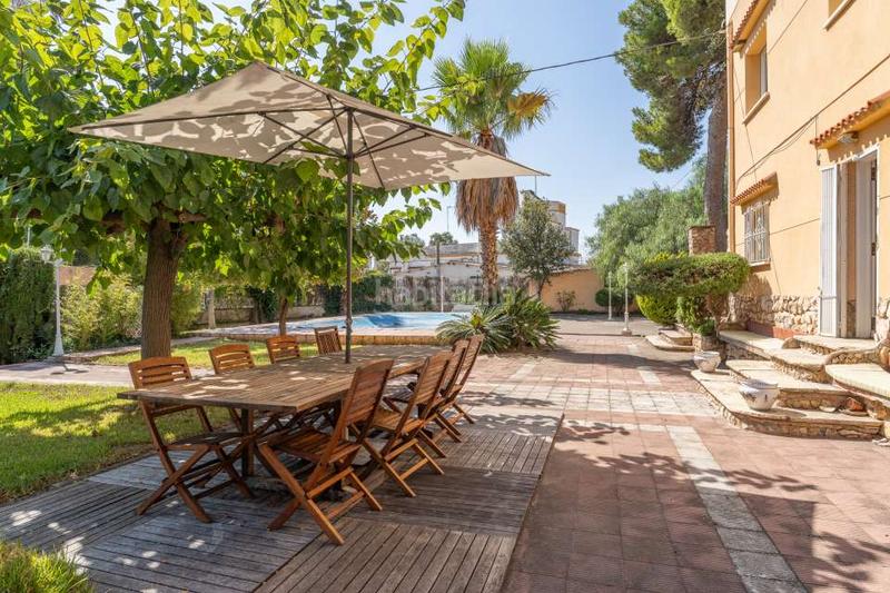 Foto 073686d4-ce14-458c-8940-cf1b4386fe56. Chalet avec chauffage parking piscine dans Llevant Tarragona