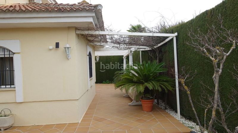 Foto 9908fb1a-f7f6-4380-9f81-9e9047609920. Chalet en Albolote