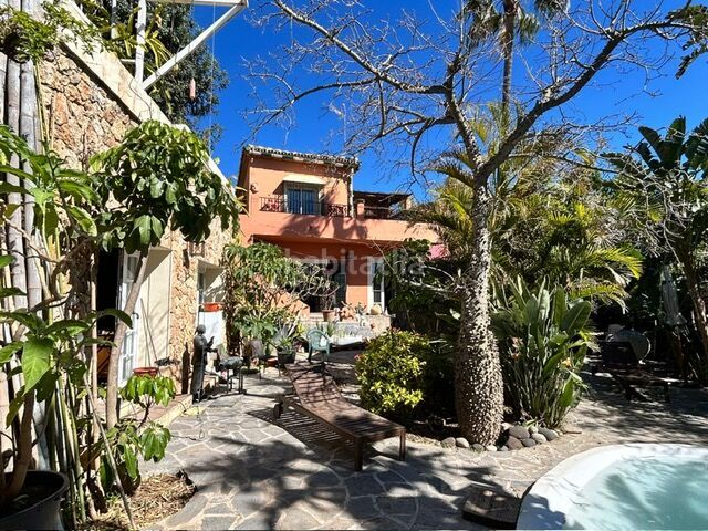Foto 1b47e30b-e1a5-4639-a3f2-ca16969607d8. Casa amb aparcament a La Cala del Moral Rincón de la Victoria
