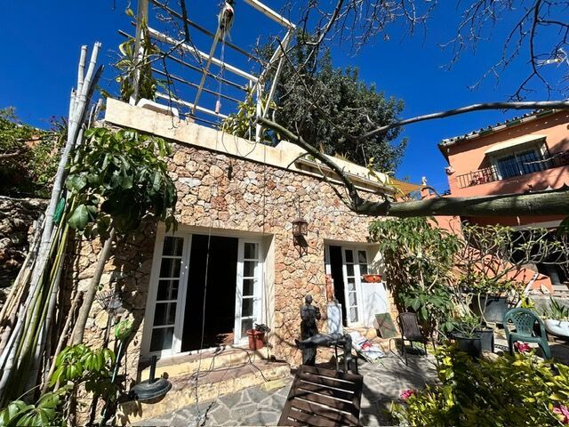 Foto cca4bfe3-7682-440e-97b6-b5cefaea43a3. Casa amb aparcament a La Cala del Moral Rincón de la Victoria