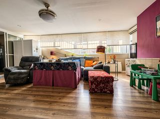 Pis  Avenida de altamira. Vivienda en nuda propiedad con 3 pagos anuales y usufructo vital
