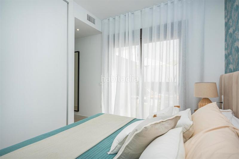 Foto a8051ed4-89a3-4e22-865f-51dfe01f1775. Casa 305m<sup>2</sup> con parcheggio piscina in Los Balcones-Los Altos Torrevieja