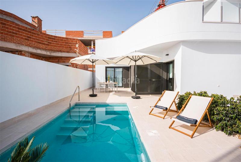 Foto a1e2eb3e-5252-4958-9be8-08b0354a5847. Erdgeschoss 208m<sup>2</sup> mit parking pool in Los Balcones-Los Altos Torrevieja