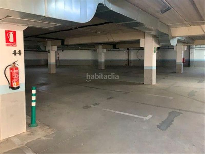 Foto 3d9f78ce-e56a-4b9e-abc0-9a27197f89f6. Rent car parking in Fuentebella-San Fermín-El Leguario Parla