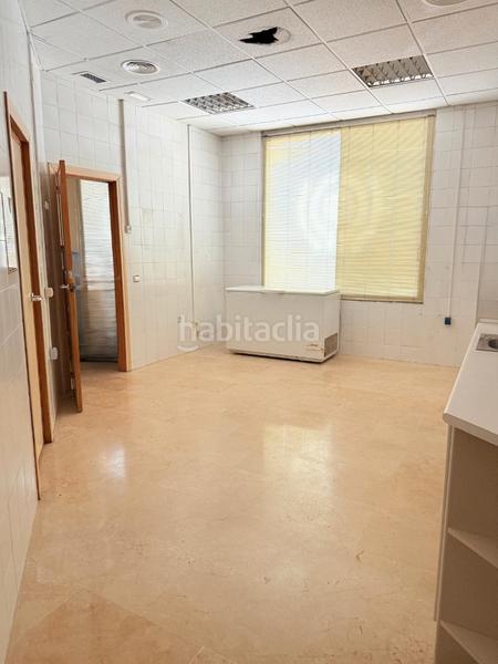 Foto 6f1aa215-3223-4aa0-b8a1-e77bbe37b709. Rent business premise with heating in Villayuventus-Renfe Parla