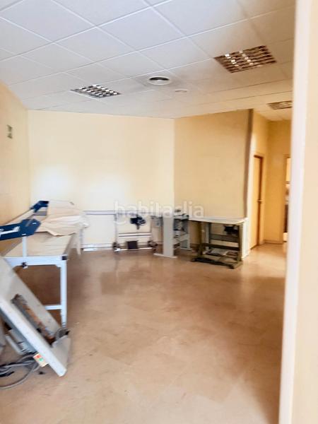 Foto d01618a1-07fe-4cd2-a43d-77e407534838. Alquiler local comercial en Villayuventus-Renfe Parla