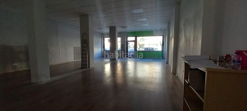Foto 278adaad-94e1-449f-9d48-4aadcb0215fb. Affitto locale commerciale con riscaldamento in Reyes Parla