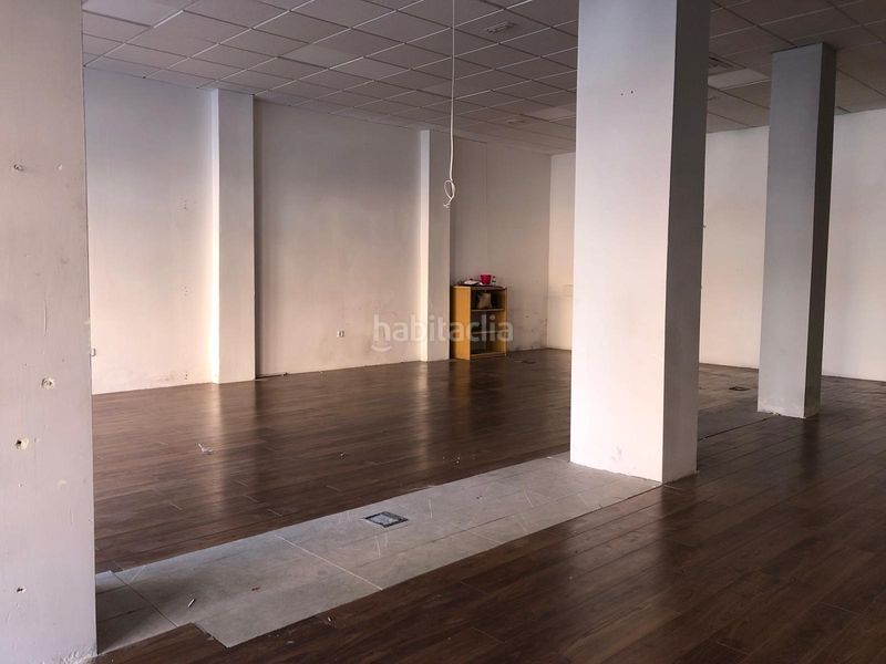 Foto 79f8b13c-4ea7-4541-9d67-4bbfe589d2cd. Affitto locale commerciale con riscaldamento in Reyes Parla