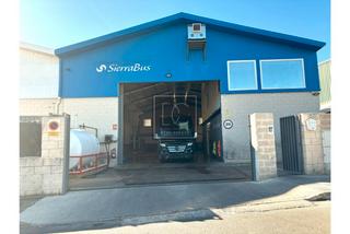 Industrial building in Calle camino de pradovera 16. Nave industrial poligono la mata