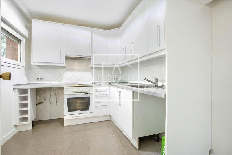 Foto 764965ea-40d2-48e2-ad1a-eb81969f307e. Chalet con camino riscaldamento parcheggio in Iglesia-Estación Moralzarzal