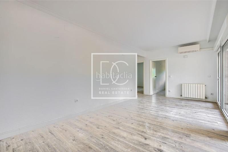 Foto 92f3d93e-e90b-4f6d-845c-740930ffc657. Chalet con camino riscaldamento parcheggio in Iglesia-Estación Moralzarzal