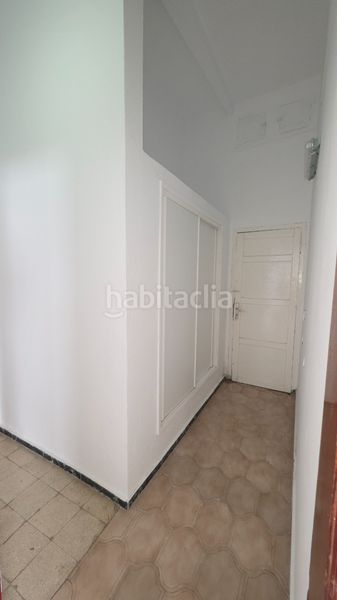 Foto a1b9f1c9-d527-4a3c-840d-75e9f4ddfddb. Edifici a San Juan Telde