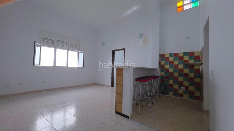 Foto ab3bfc22-4a5a-44d5-97fa-a5a66b2666aa. Edifici a San Juan Telde
