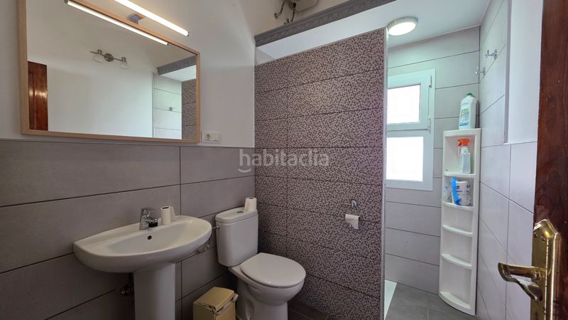 Foto ddeb1034-b824-41c5-8d29-5d880d48e00e. Edifici a San Juan Telde