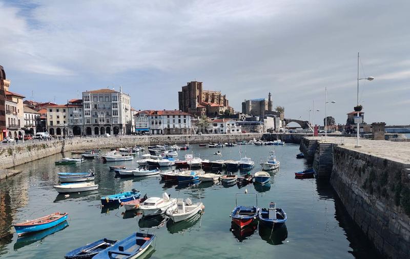 Foto 38d874a9-e514-41f9-acbe-9d4e0e04987f. Chalet dans Cotolino Castro - Urdiales