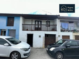 Casa adossada  Calle san pedro. Casa en venta , en arnuero