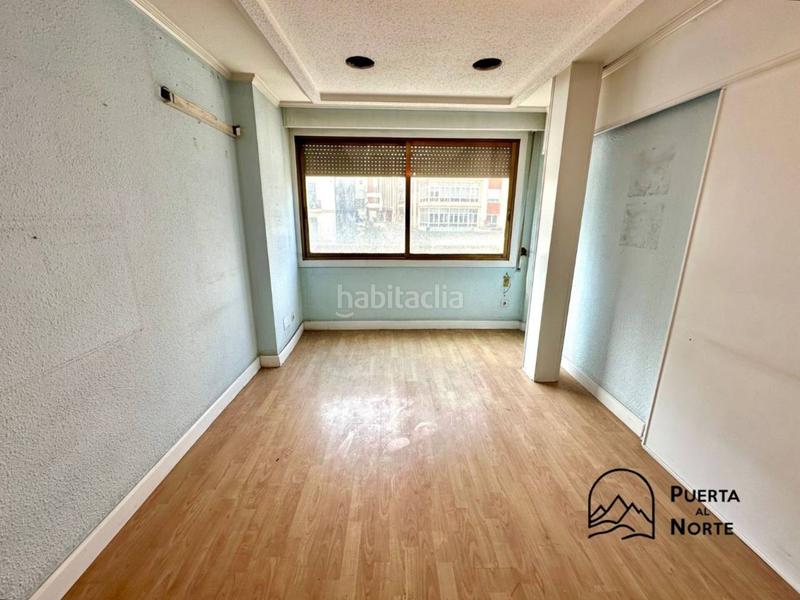 Foto b12b3be4-552c-4182-98d6-7137a4df294c. Büro in jesús del monasterio 10 in Centro - Ayuntamiento Santander