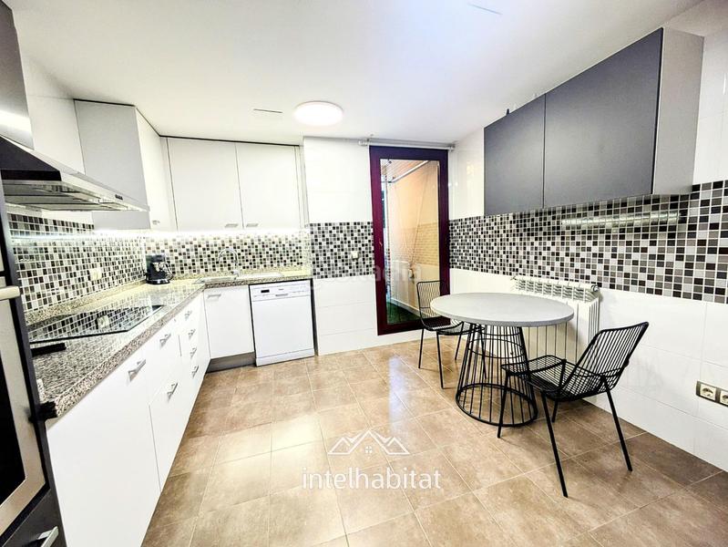 Foto da4cb36e-04e0-494c-9046-3702c2f69cc8. Pis amb calefacció a La Constitución-Canaleta Mislata