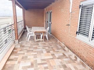 Attique  Crist dels afligits. Ático reformado  y con terraza de ensueño en ribaroja