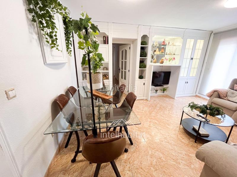 Foto df73feb5-24da-4669-a985-97d5b3623182. Flat in Camí Reial Valencia