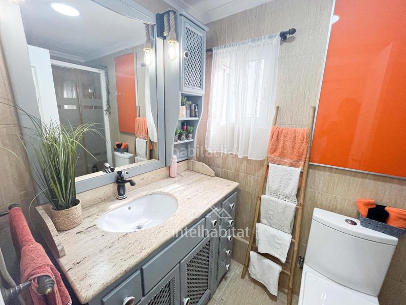 Foto e8fdfca6-91af-4ea7-a628-ae5a2c08fd2a. Flat in Camí Reial Valencia