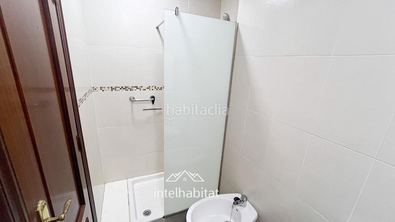 Foto 32246f61-fba5-4efc-ac12-85be7e26a3c9. Pis a Alaquàs