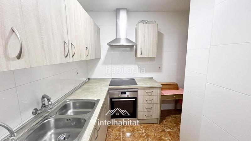 Foto b045f086-c3f9-4896-80bb-1efa0a98cb35. Pis a Alaquàs