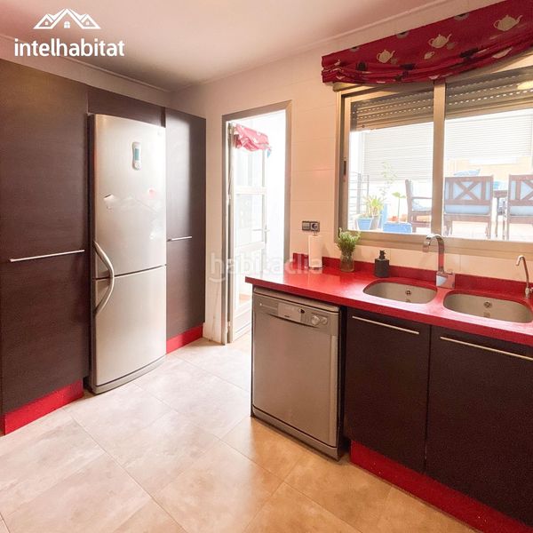 Foto 0b1c3eb1-26c2-468f-81fb-16210217555d. Casa amb aparcament a Alfarb