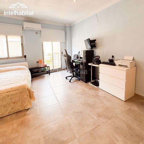 Foto 3f16ac0a-ab83-4205-b3e7-65202e1fb3e7. Casa amb aparcament a Alfarb