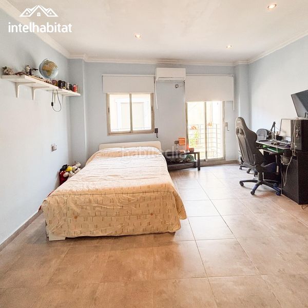 Foto 9ed7b408-cbb6-429f-b491-8da44bf07ff4. Casa amb aparcament a Alfarb