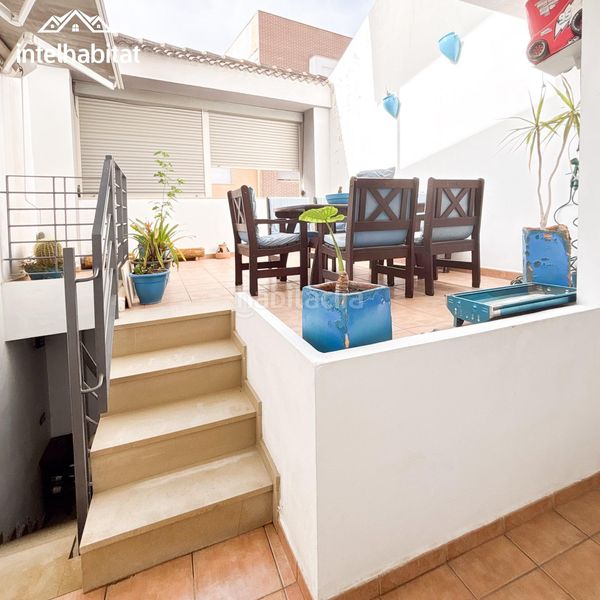 Foto c9525fd4-86e2-4fc4-83bf-1f67fb6a38ee. Casa amb aparcament a Alfarb