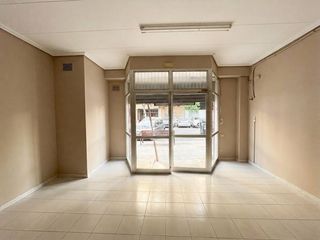 Local Comercial en Sant Isidre. Local comercial en venta en sant isidre  124 m2