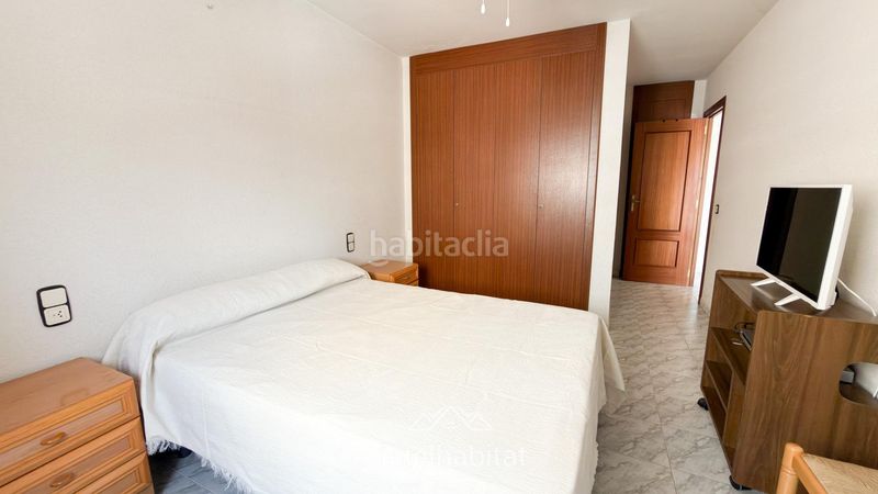 Foto a4396d4d-76cd-49ce-9a0c-bb1fb2b19e2d. Pis amb piscina a Las Islas Sagunt