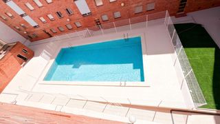 Pis  Canovas castillo. Piso con piscina comunitaria a 3 minutos de la playa en puerto d