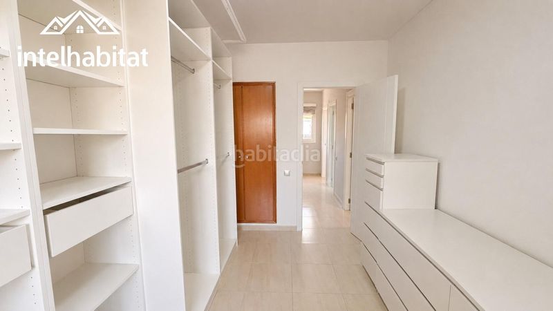 Foto e245a225-2f22-4758-be0e-168f4b62942b. Casa adossada amb aparcament a Riba - roja de Túria