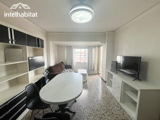 Pis  Nou d'octubre. Piso amplio y luminoso en gand�a