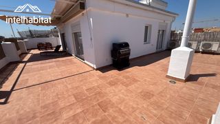 Affitto Attico  Calle calle aben al-abbar. Ático reformado con terraza de 100 m2, garaje y trastero en albo