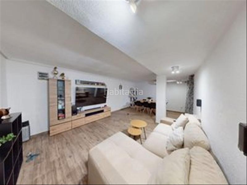 Foto 5e7bcddd-0d50-4691-b40f-44ba47ea77fc. Etagenwohnung in calle general espartero 7 in Nou Alacant Alicante