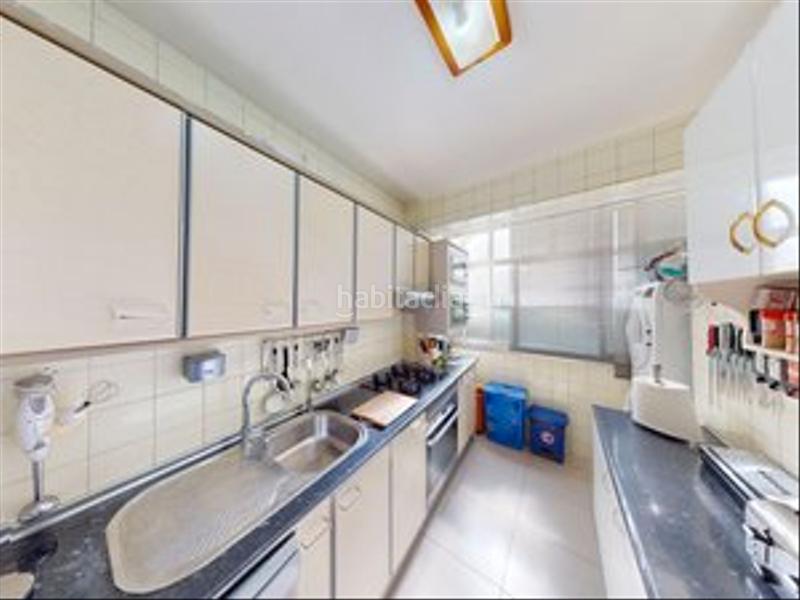 Foto 61308f66-bd07-4585-b7ec-b047d2962d2f. Flat in calle pinoso 12 in Carolinas Altas Alicante