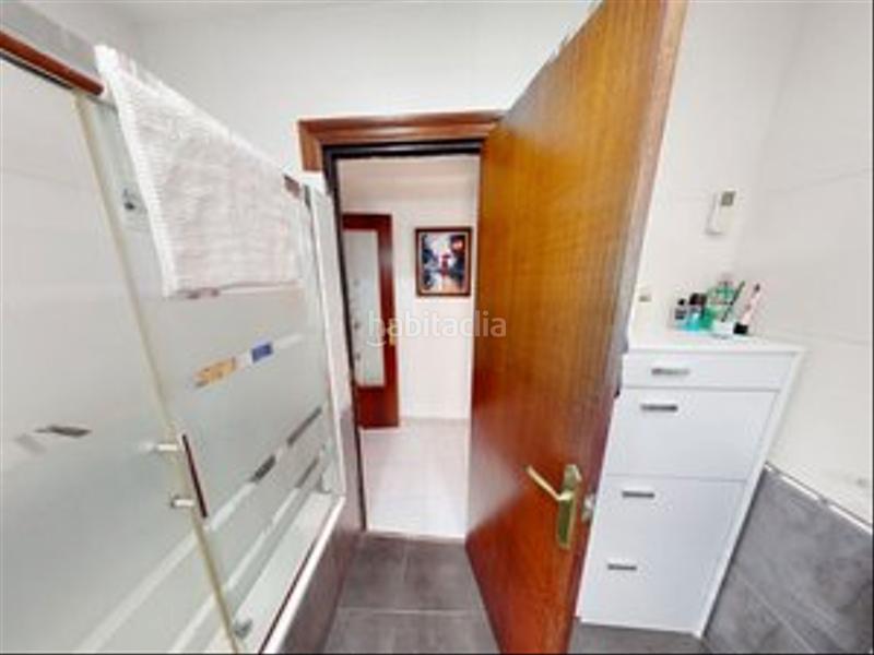 Foto 89b87318-67c8-4e4f-ac77-330cb4d798c0. Flat in calle pinoso 12 in Carolinas Altas Alicante