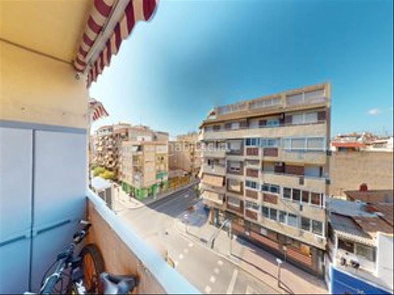 Foto ee99810d-6223-4f38-8aa2-2b04e28e99b8. Flat in calle pinoso 12 in Carolinas Altas Alicante