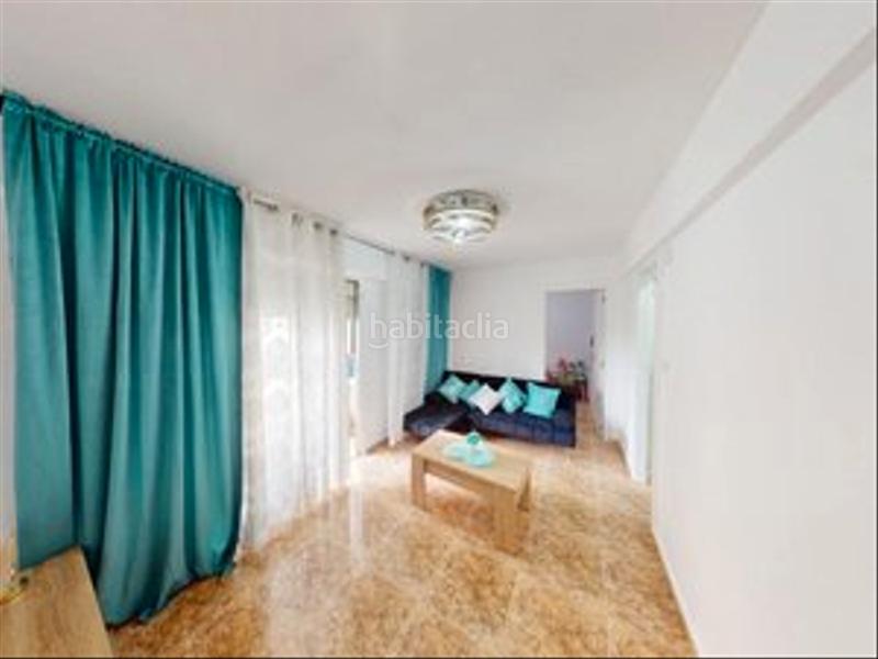 Foto 662005cb-a4b4-401b-b4c7-cfa623c82154. Pis a calle diputado josé luis barceló 12 a Nou Alacant Alicante