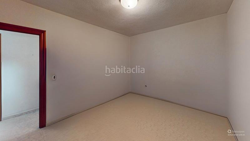 Foto 0c6d4efc-c8f8-4728-ac02-839190b90462. Piso  en venta calle alonso cano en Carolinas Altas Alicante