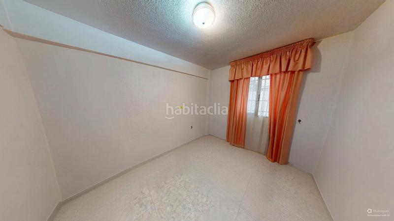 Foto 7052d90e-9f9b-4bb7-931d-c3edbc100b6c. Piso  en venta calle alonso cano en Carolinas Altas Alicante