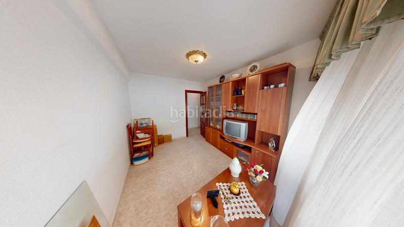 Foto d1f9a1c2-e59d-4a4e-9a21-a54ed8f96dac. Piso  en venta calle alonso cano en Carolinas Altas Alicante