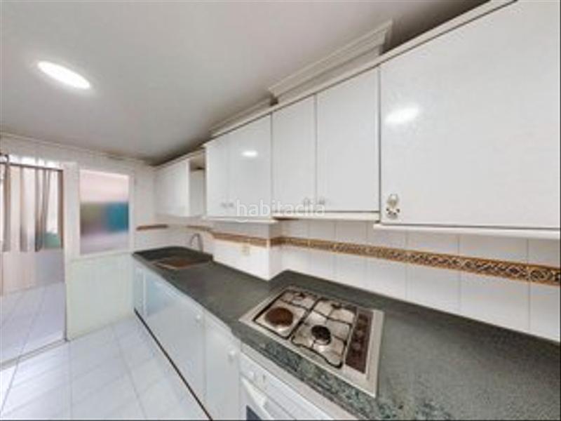 Foto 97435369-8ff8-4bf2-8cc7-0b0bed792d23. Appartamento con parcheggio in Altozano - Conde Lumiares Alicante