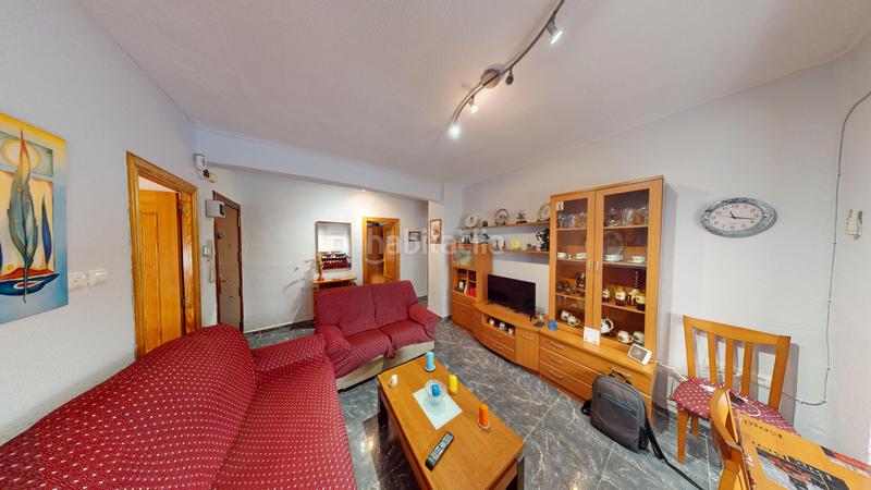 Foto 5a82b2f9-e61f-46fd-bb9b-4bbd1e5c4d86. Etagenwohnung in Carolinas Altas Alicante